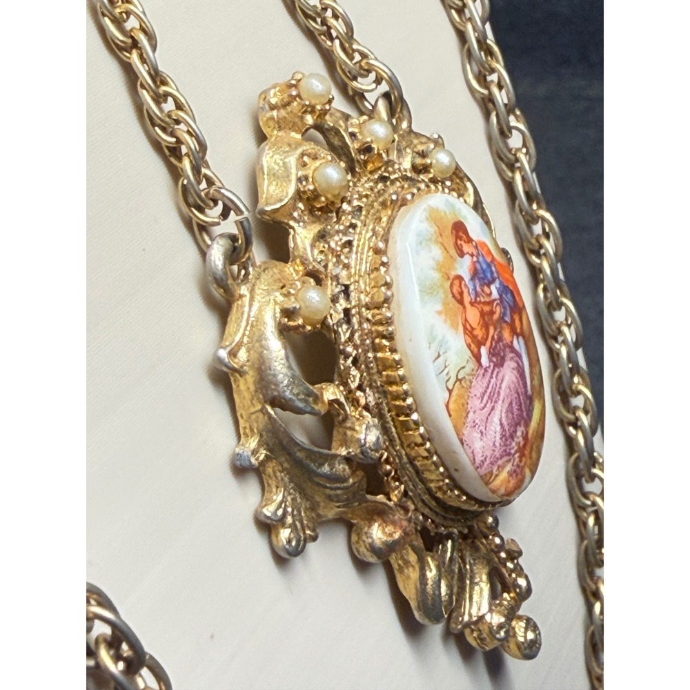 Necklace Gold Tone Faux Pearl Fragonard Courting Couple Victorian Style 24 In - Picture 6 of 14